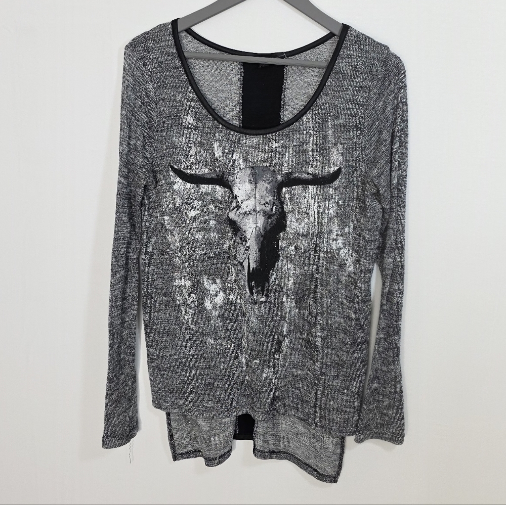 Rock And Republic Black And Silver Long Sleeve Top With Bull Skull Design Size S